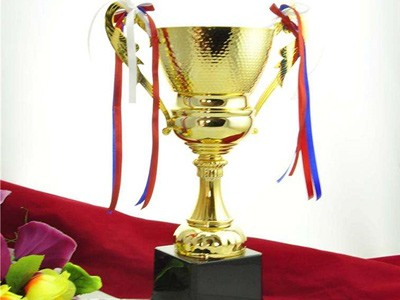 喜報！武漢鼎屹包裝評為年度優(yōu)秀供應(yīng)商